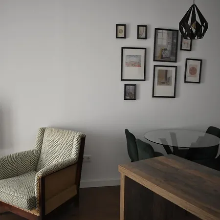 Bodeguetas Apartment *