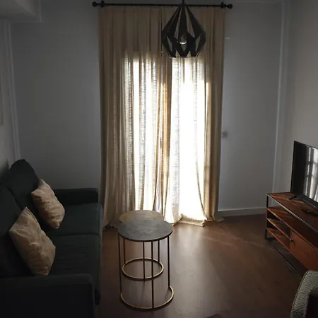 Bodeguetas Apartment *